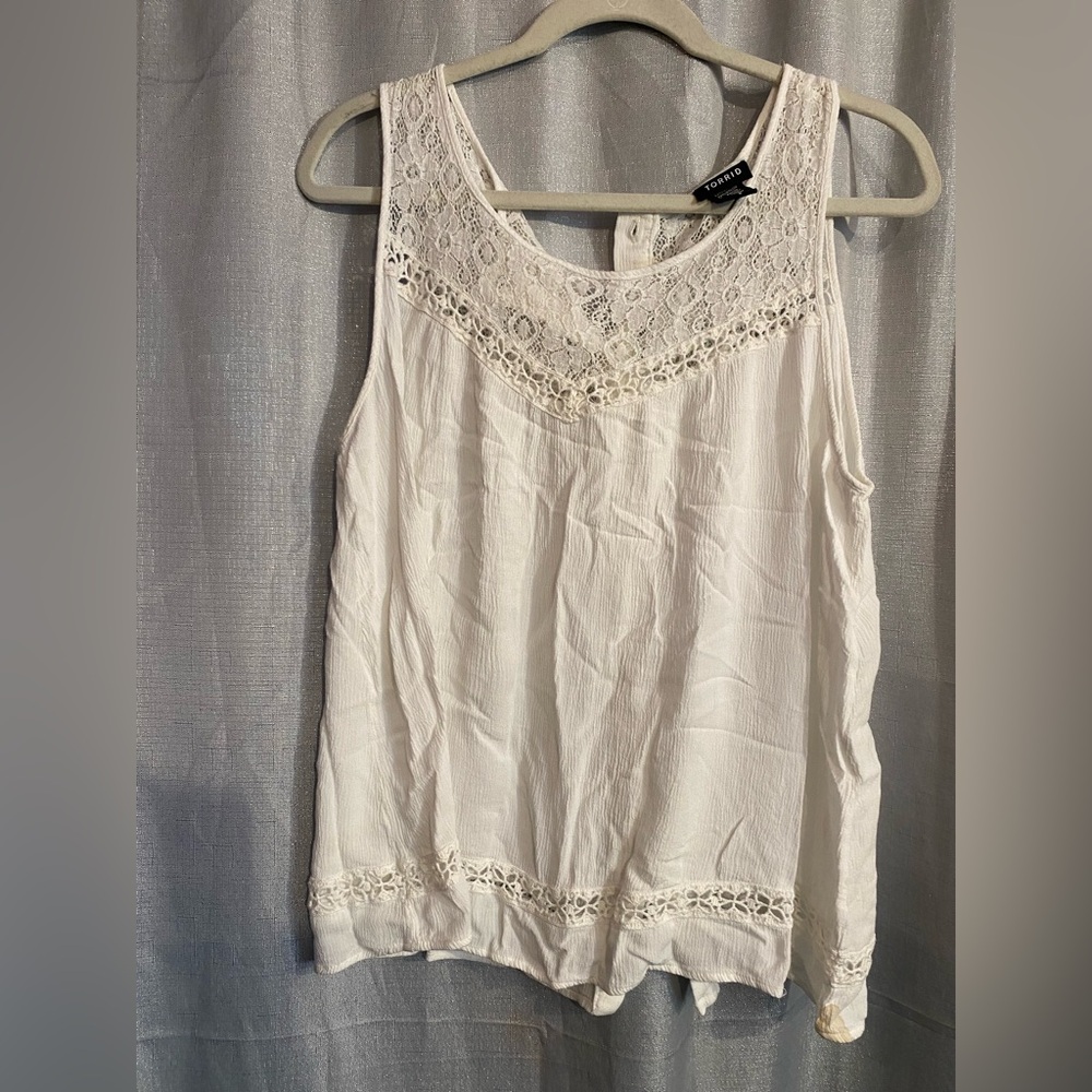 Torrid white Lace Detail Blouse size 2